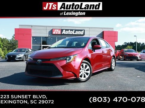 Used 2022 Toyota Corolla LE FWD image 1