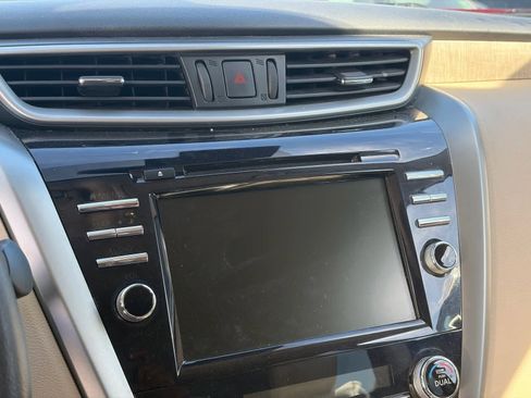 Certified 2023 Nissan Murano SL w/ SL Moonroof Package image 16