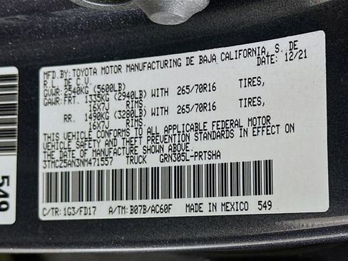 Used 2022 Toyota Tacoma TRD Off-Road w/ Technology Package image 33