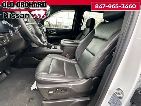 Used 2023 Chevrolet Suburban Z71 AWD/4WD image 12