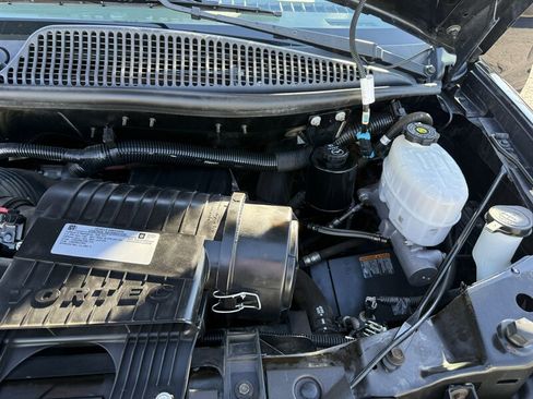 Used 2020 Chevrolet Express 3500 image 35