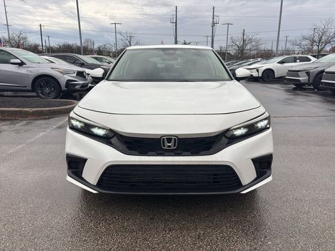 Used 2024 Honda Civic EX-L image 2