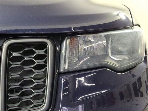 Used 2018 Jeep Grand Cherokee Trailhawk image 12