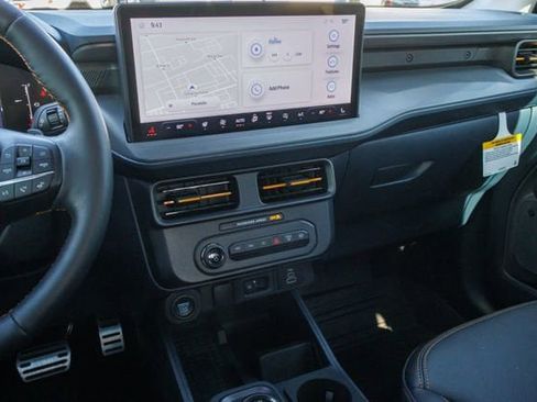 Used 2025 Ford Maverick Tremor AWD/4WD image 19