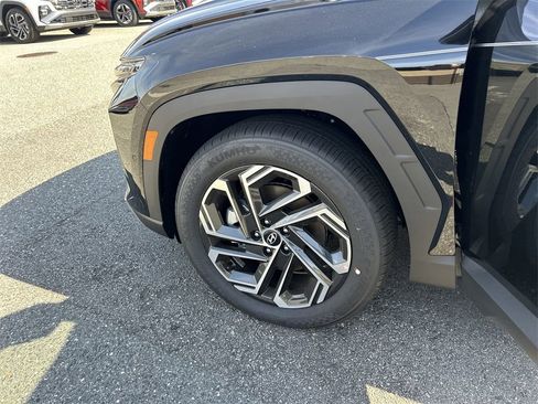 New 2026 Hyundai Tucson Limited image 33