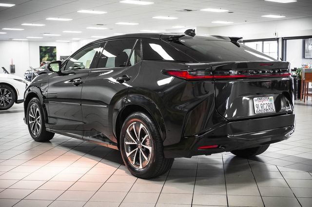 Certified 2023 Lexus RZ 450e Premium w/ Technology Package AWD/4WD image 7