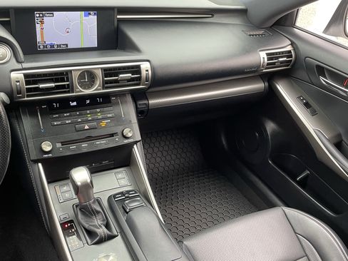 Used 2016 Lexus IS 300 AWD image 16
