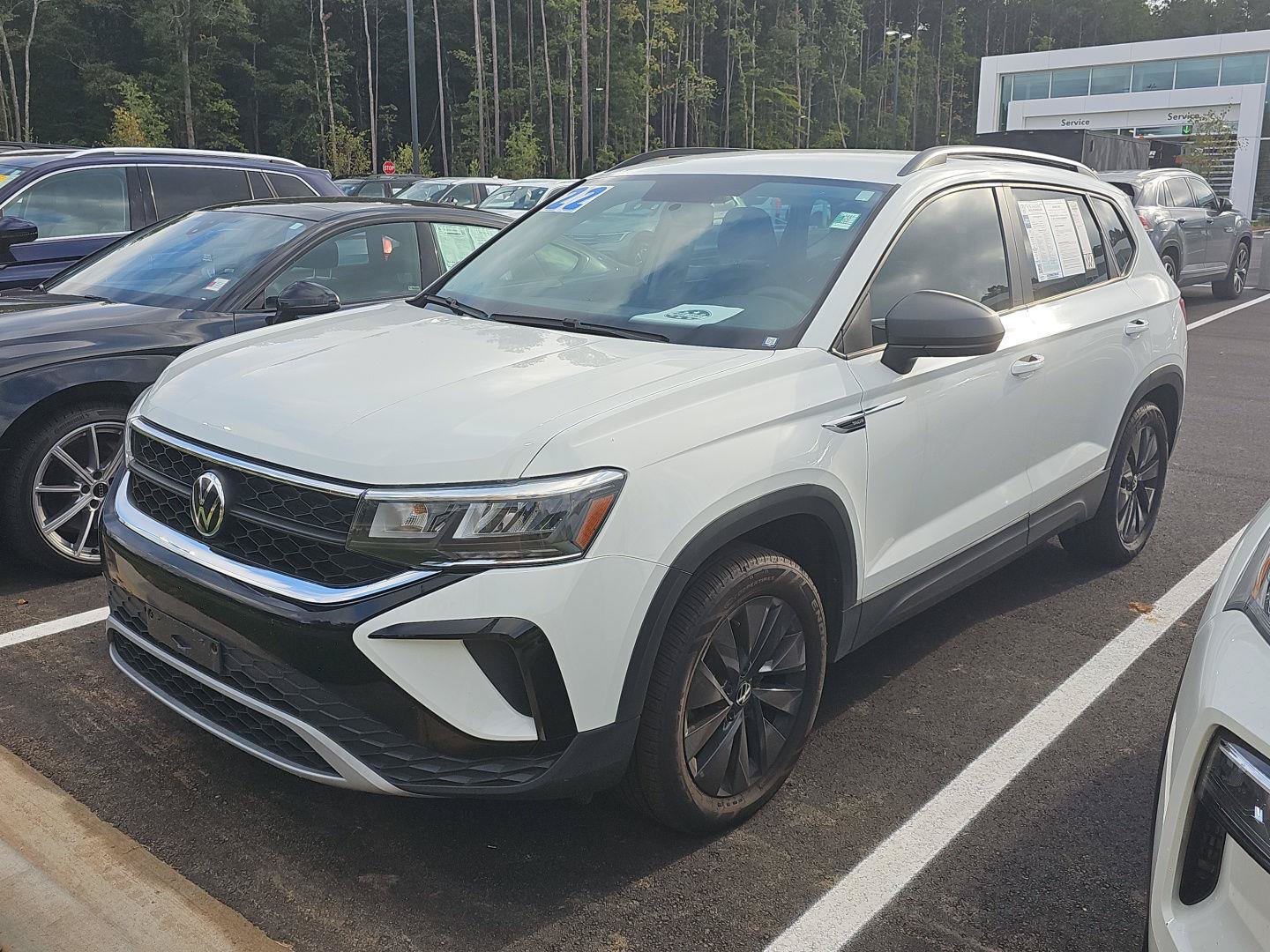 Certified 2022 Volkswagen Taos S AWD/4WD image 2
