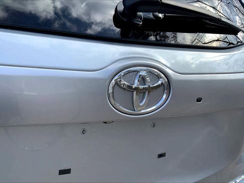 Used 2015 Toyota Highlander Limited Platinum image 26