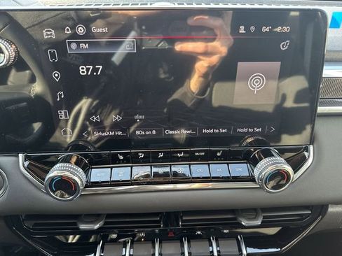 New 2026 GMC Canyon Elevation w/ Convenience Package image 16