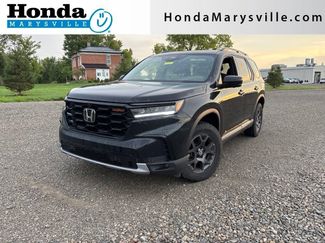 Used 2025 Honda Pilot TrailSport video 1