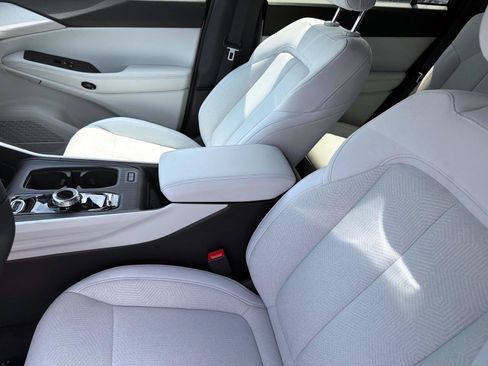 New 2026 Jeep Cherokee Laredo AWD/4WD image 10