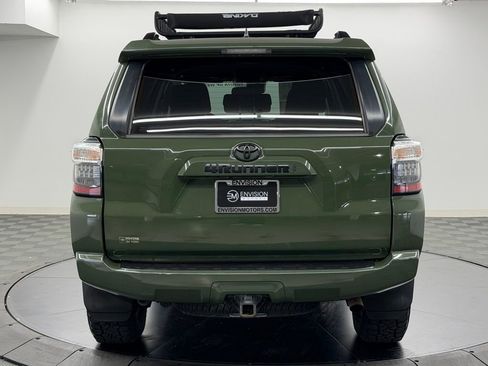 Used 2022 Toyota 4Runner Trail Special Edition AWD/4WD image 11