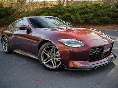 Used 2024 Nissan Z Sport w/ Floor Mat Package image 15