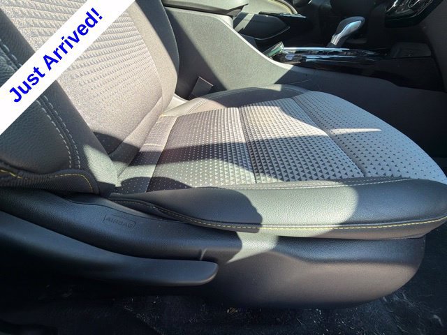 Used 2025 Chevrolet Trax LT w/ Driver Confidence Package FWD image 24