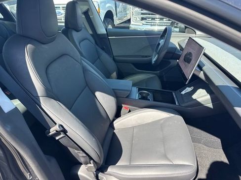 Used 2025 Tesla Model 3 RWD image 8