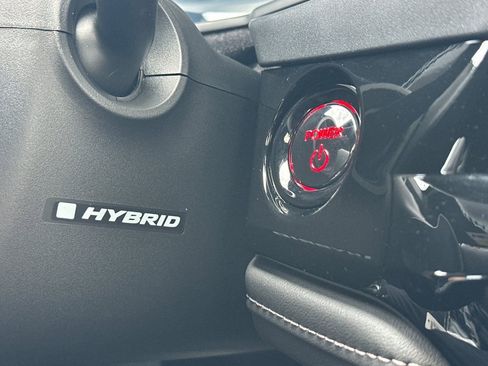 Used 2025 Honda Accord Sport image 25