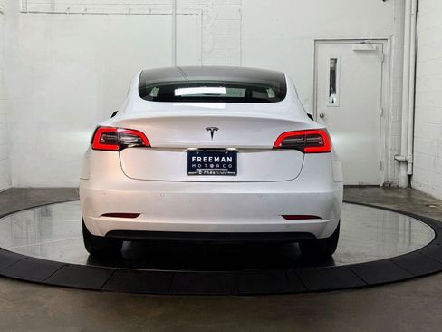 Used 2020 Tesla Model 3 Standard Range Plus image 7