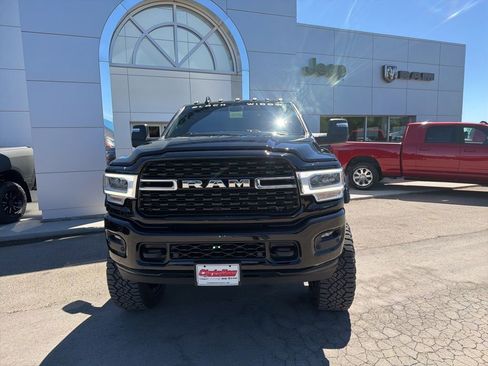 Used 2023 RAM 2500 Big Horn w/ Level B Equipment Group AWD/4WD image 2