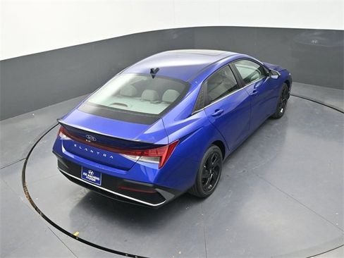 New 2026 Hyundai Elantra SEL Sport image 28