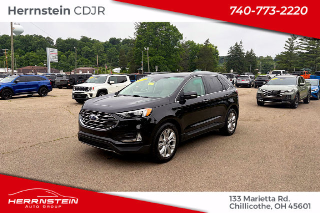Used 2023 Ford Edge Titanium AWD/4WD image 3