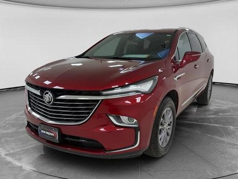 Used 2023 Buick Enclave Premium AWD/4WD image 7