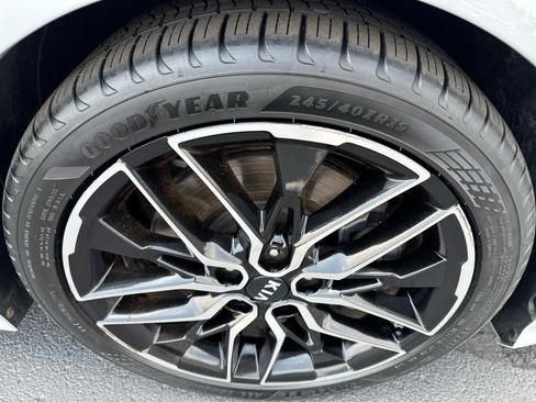Used 2021 Kia K5 GT w/ GT1 Package FWD image 13