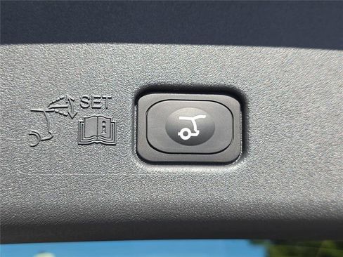 New 2026 Lincoln Nautilus Reserve image 24