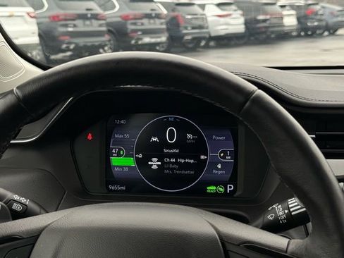 Used 2023 Chevrolet Bolt EUV LT w/ Comfort Package image 7