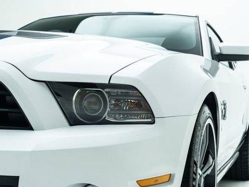 Used 2014 Ford Mustang Shelby GT500 w/ Equipment Group 821A RWD image 11