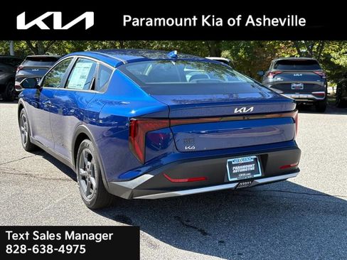 New 2025 Kia K4 LXS image 4