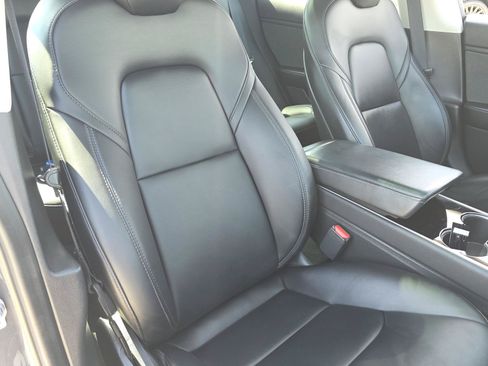 Used 2019 Tesla Model 3 Long Range RWD image 15