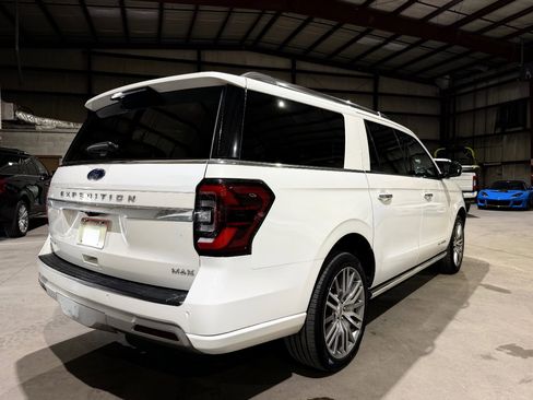 Used 2022 Ford Expedition Max Platinum AWD/4WD image 5