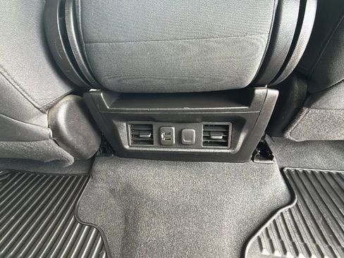 Used 2021 GMC Sierra 1500 SLE image 23