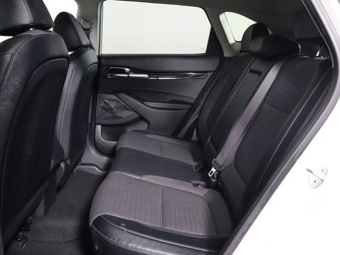 Used 2021 Kia Seltos S image 17