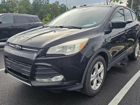 Used 2016 Ford Escape SE FWD image 1