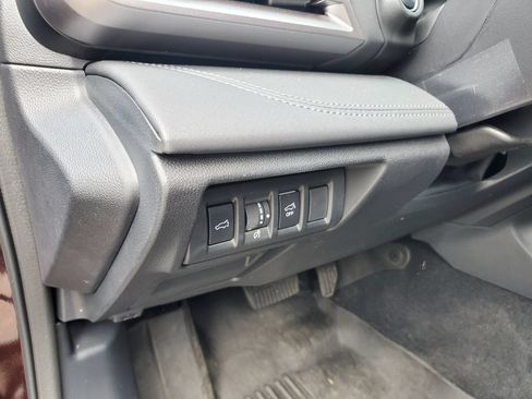 Used 2024 Subaru Outback Limited AWD/4WD image 22