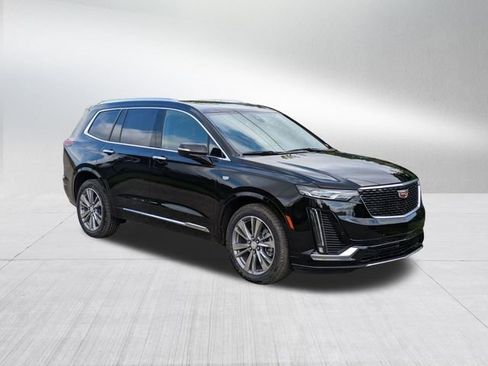 New 2025 Cadillac XT6 Premium Luxury AWD/4WD image 3