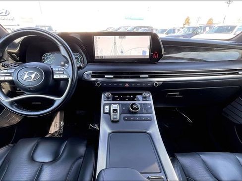 Used 2023 Hyundai Palisade Calligraphy image 15