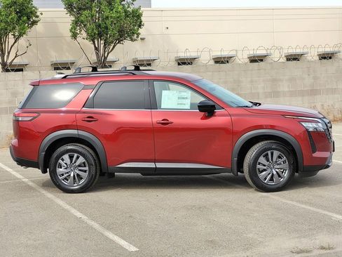 New 2026 Nissan Pathfinder SV image 3