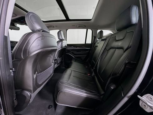 Used 2023 Jeep Grand Cherokee 4WD 4xe image 28