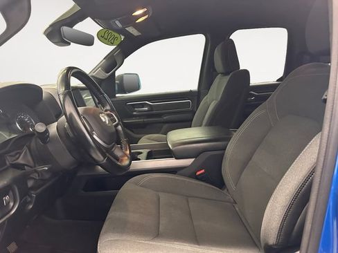 Used 2022 RAM 1500 Big Horn AWD/4WD image 9