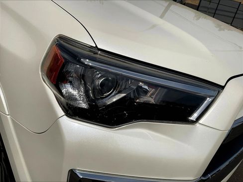 Used 2019 Toyota 4Runner Limited AWD/4WD image 32