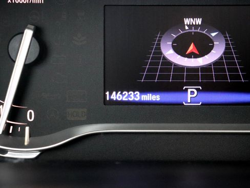 Used 2016 Honda Pilot Touring image 36