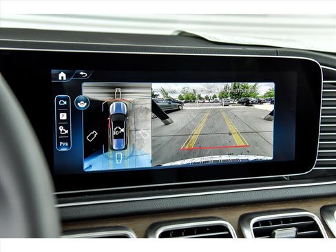 Certified 2025 Mercedes-Benz GLS 450 4MATIC image 22