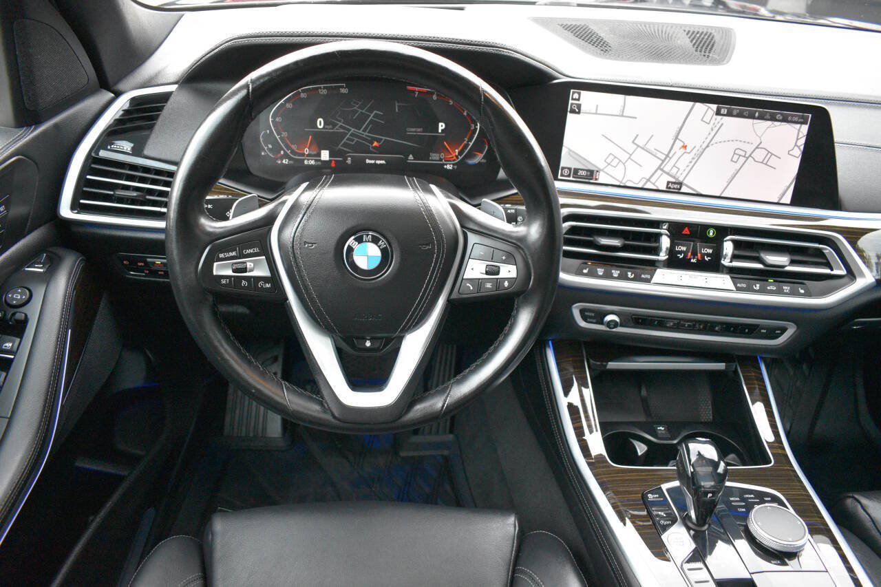 Used 2019 BMW X5 xDrive40i w/ Premium Package 2 AWD/4WD image 17