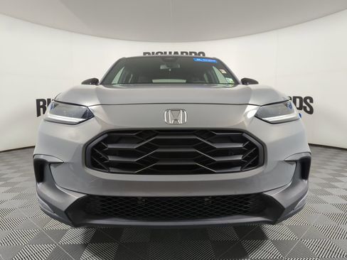 Certified 2023 Honda HR-V Sport image 3