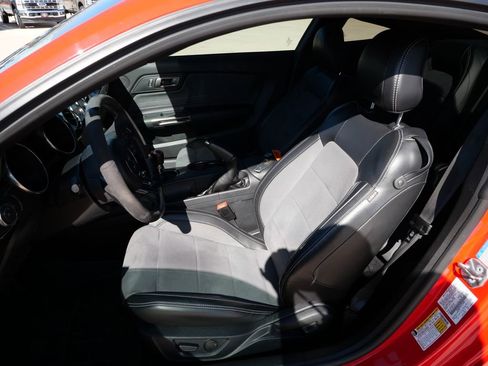 Certified 2020 Ford Mustang Shelby GT350 w/ Technology Package image 11