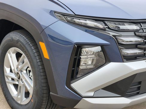 New 2026 Hyundai Tucson SE image 5