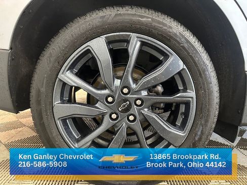 Certified 2024 Chevrolet Equinox RS w/ LPO, Floor Liner Package image 27
